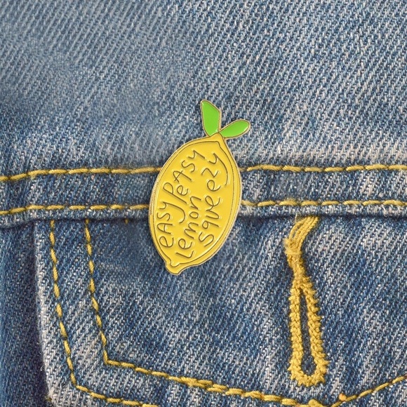 ‼️Bundled Only‼️Easy Peasy Lemon Squeezy Pin - Picture 4 of 7